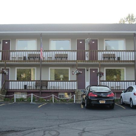 Legacy Inn & Suites Of Λίμνη George Εξωτερικό φωτογραφία