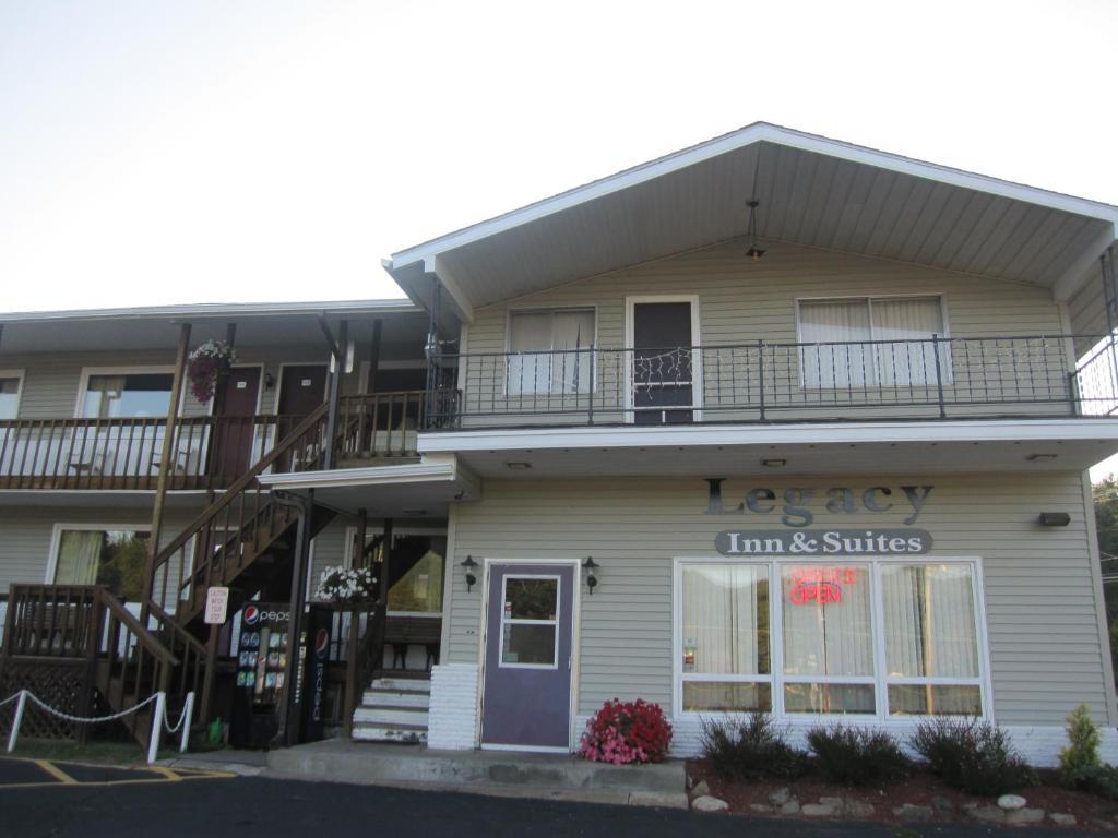 Legacy Inn & Suites Of Λίμνη George Εξωτερικό φωτογραφία